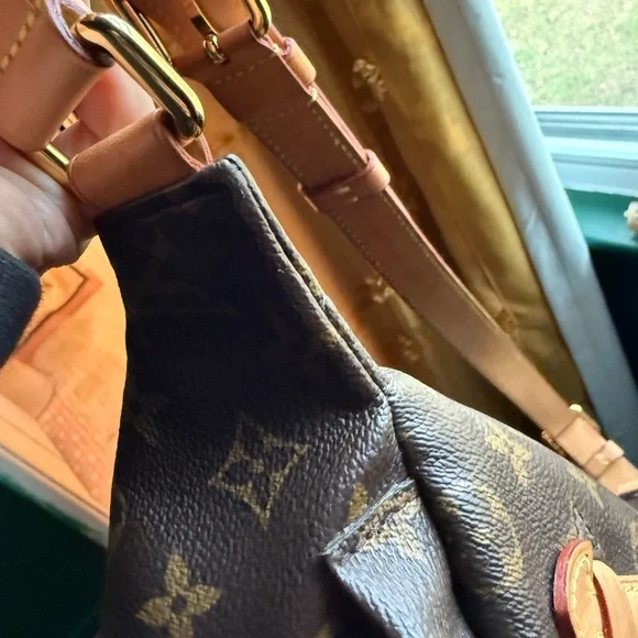 Authentic Louis Vuitton Bumbag - Picture 11 of 16